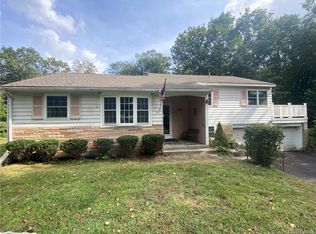 153 Cheshire Rd, Prospect, CT 06712