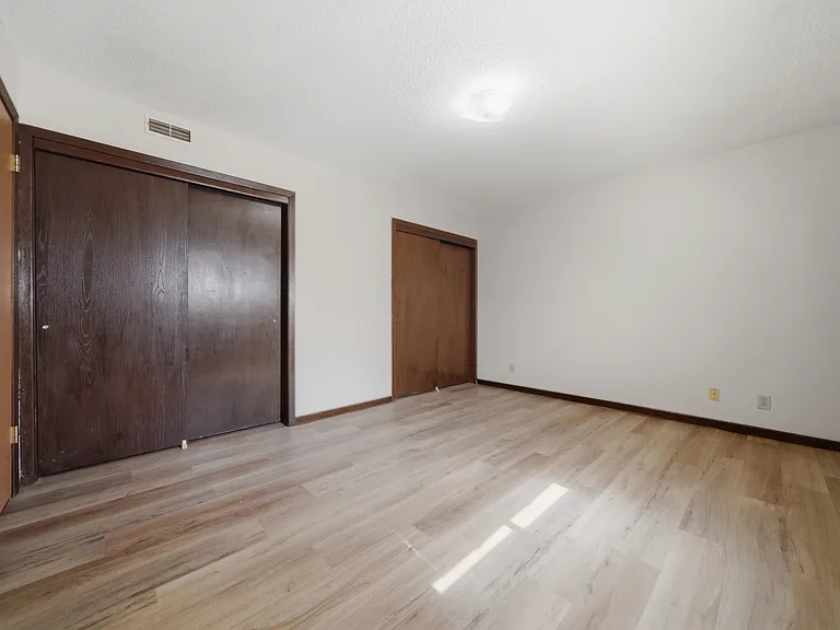 3516 Huntington Ave — Photo 11