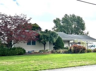 85 Ferncliffe Rd, Seekonk, MA 02771