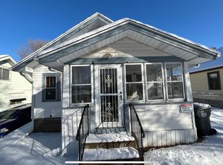1096 Arundel St, Saint Paul, MN 55117
