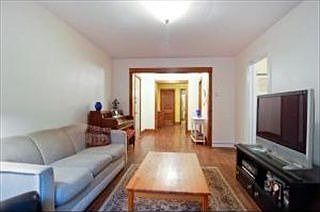3rd image of 3702 N Pine Grove Ave #A-1