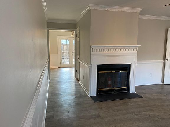 Living Room (view to Kitchen)