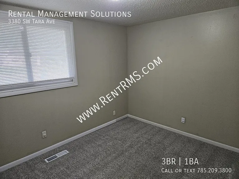 3380 SW Tara Ave — Photo 10