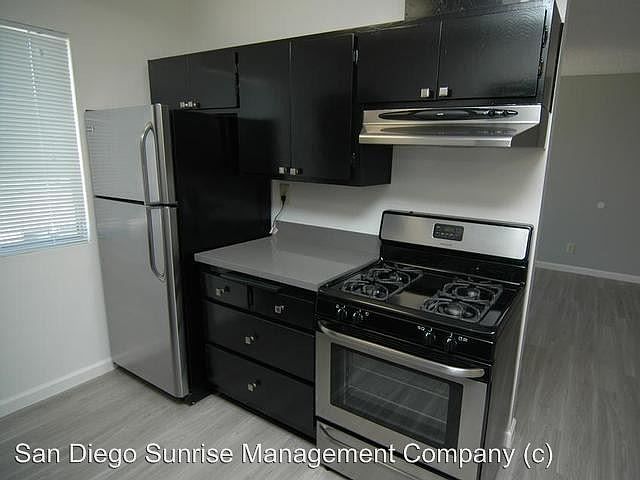 1st image of 3829 Marlborough Ave APT 06