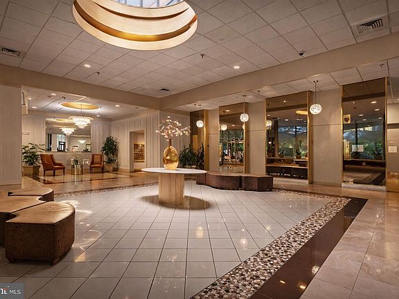 4th image of 3900 Ford Rd APT 9K