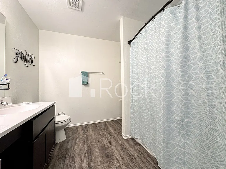 321 Karlee Ln — Photo 11