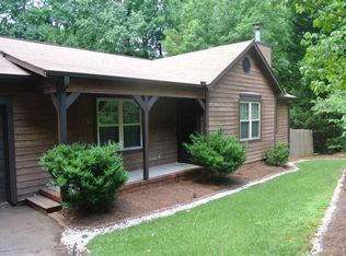 130 Tabor St, Central, SC 29630