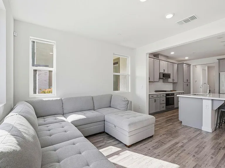 2809 Earthened Walk — Photo 12
