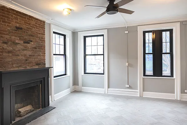 Rented by Compass | media 10