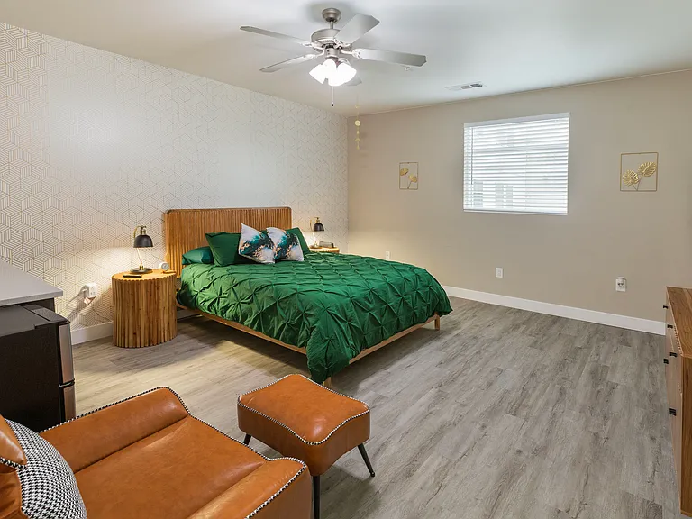 SB1K Apartments — Photo 47