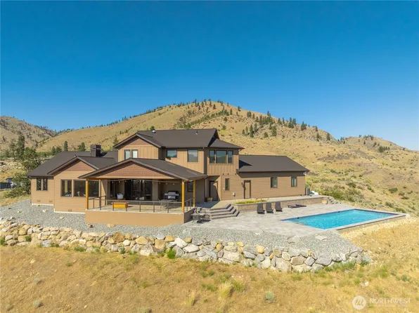 920 Shooting Star Lane, Chelan, WA 98816
