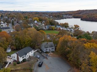 20 Innitou Rd, Woburn, MA 01801