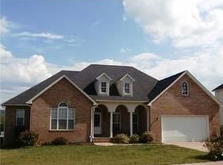 4030 Ridgeview Ln, Hurricane, WV 25526