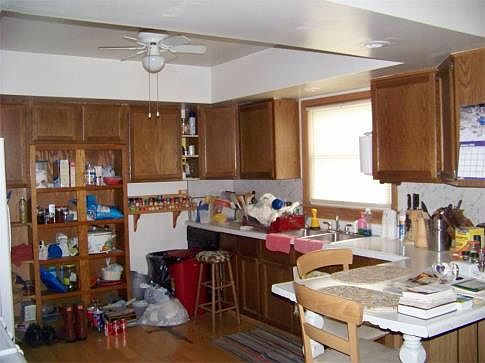 5th image of 1120 10th Ave S