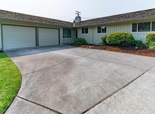 744 E Hollister St, Stayton, OR 97383