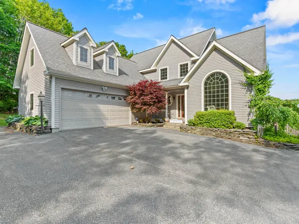 33 Lakeview Lane, Harrison, ME 04040