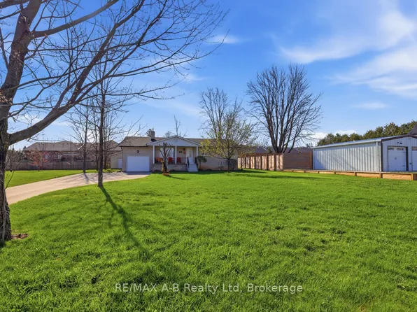 815 Oloane Ave, Stratford, ON N5A 6S6