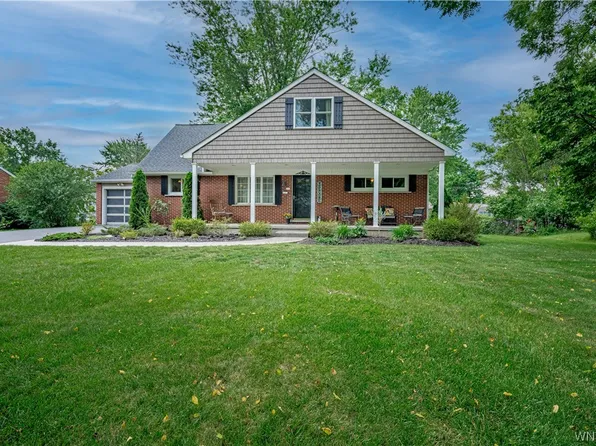 410 Kenwood Dr, Lewiston, NY 14092