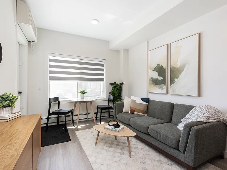 23 Aquitania Blvd W — Photo 26