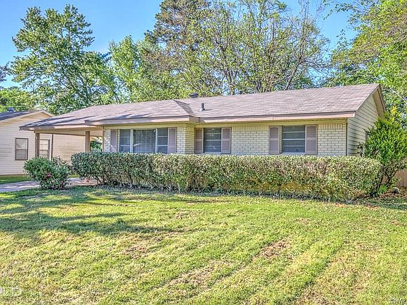 2nd image of 3040 Ivy Ln