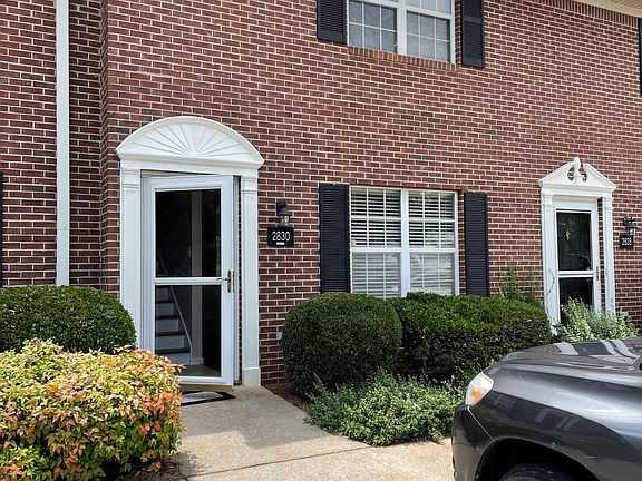 2nd image of 2830 Florence Dr