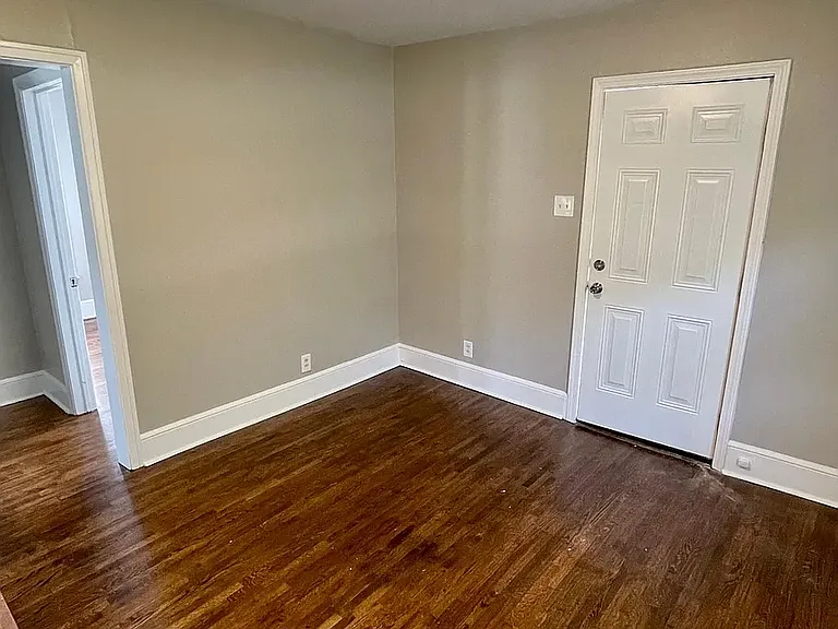 1117 Rives Rd — Photo 7