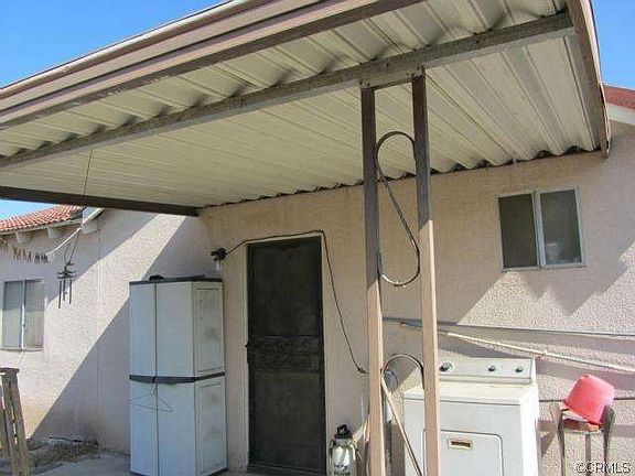 5th image of 26589 Ward St