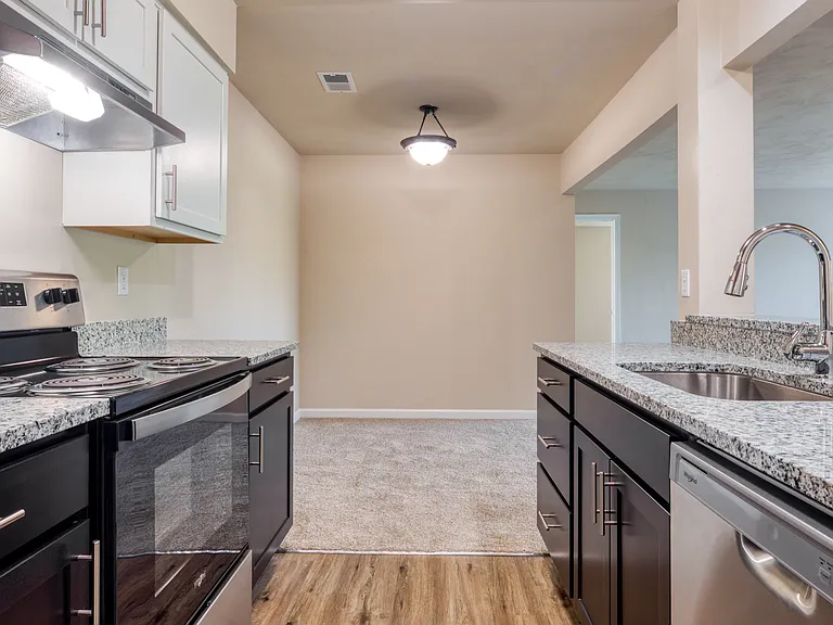 Summer Station Apartments Where Comfort Meets Coastal Living — Photo 120