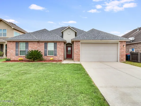 203 Golden Lake Dr, Rayne, LA 70578