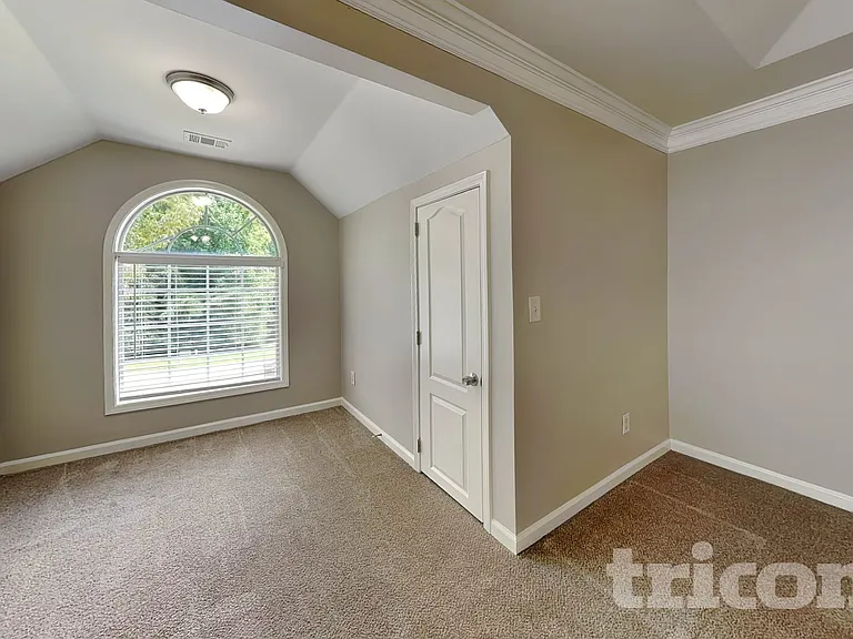 1219 Falls Creek Ct — Photo 9