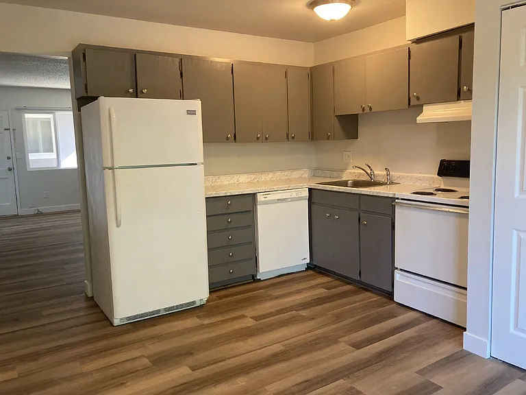 633 SE Flint St #15 — Photo 6