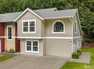 Alicia Meadows Town Homes, Puyallup, WA 98374
