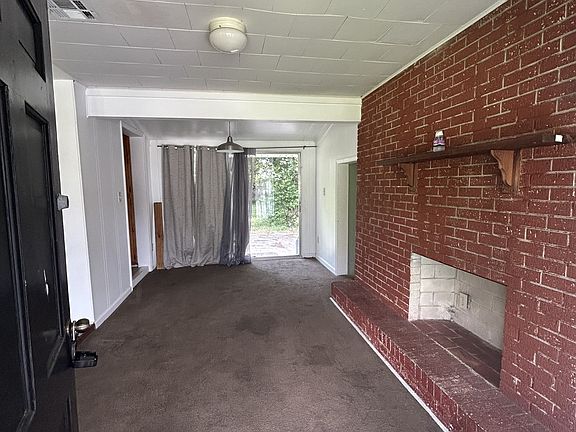 2nd image of 517 Lakewood Rd