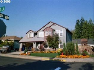 17290 Amber Ln, Sandy, OR 97055