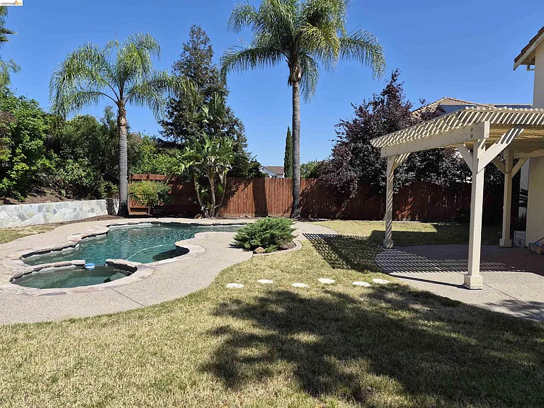 4016 Caldera Way — Photo 5