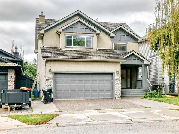 22 Hidden Creek Dr NW, Calgary, AB T3A 6A5