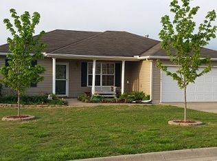 1925 Malcolm Mosby Dr, Neosho, MO 64850