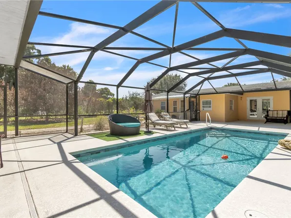 2367 Seville Ave, Vero Beach, FL 32960
