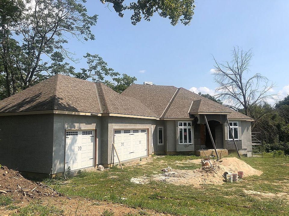 1st image of 1549 S 87th St