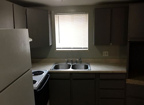 1st image of 1363 Yosemite St #4