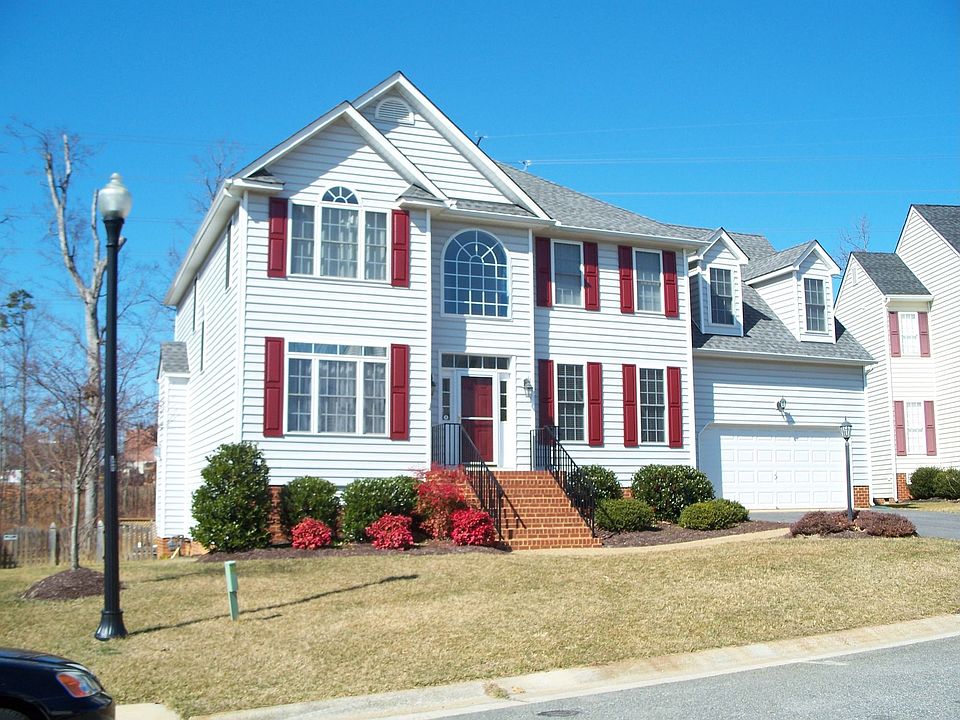 5+ Bedrooms, 4300+ sq, ft. w/ Inground Pool