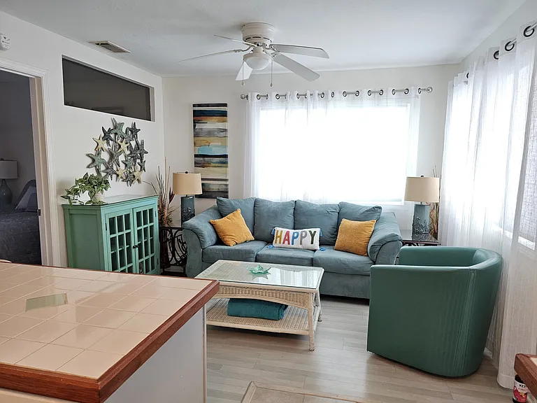 17214 Front Beach Rd #15 — Photo 4