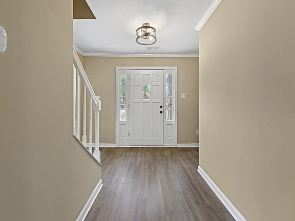 3rd image of 6228 Thistlebrook Dr