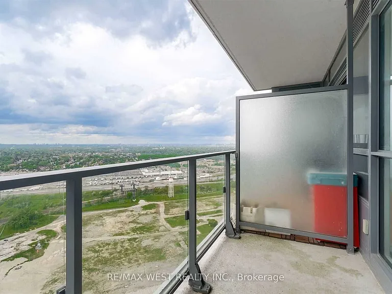 2200 Lake Shore Blvd W #4305 — Photo 25
