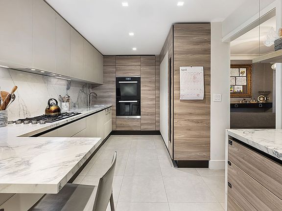 5th image of 525 E 80th St #7BC