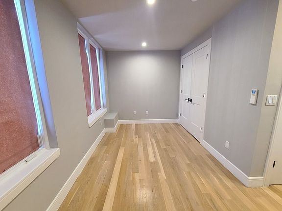 3rd image of 102 Quincy St #1E