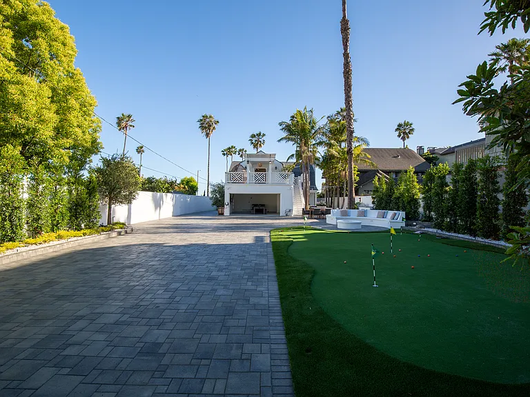 3335 E Ocean Blvd — Photo 24