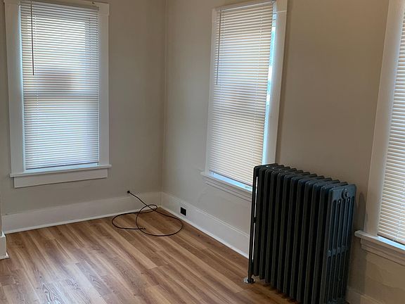 3rd image of 641 Wylie Ave #2