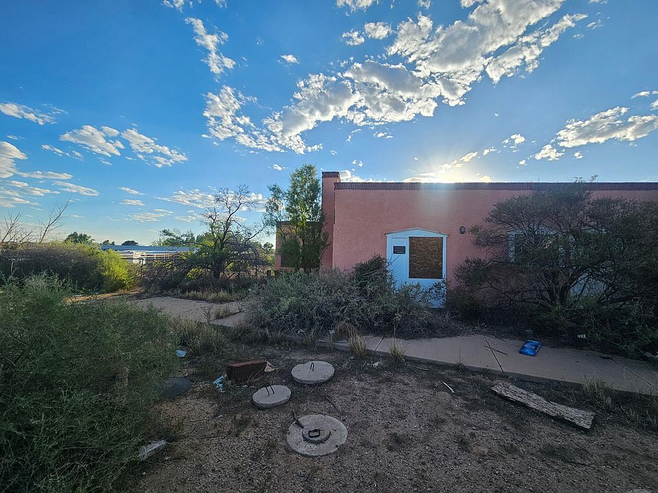 2nd image of 3&5 Luz De La Luna Rd