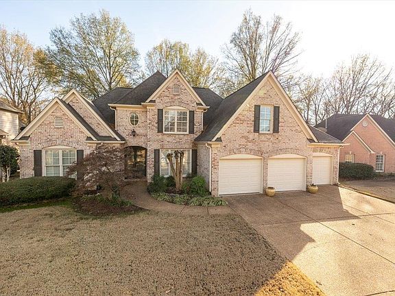 2nd image of 8923 River Knoll Dr